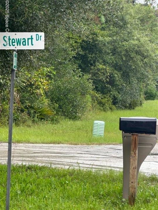 En Venta: $600,000 (10.07 acres)