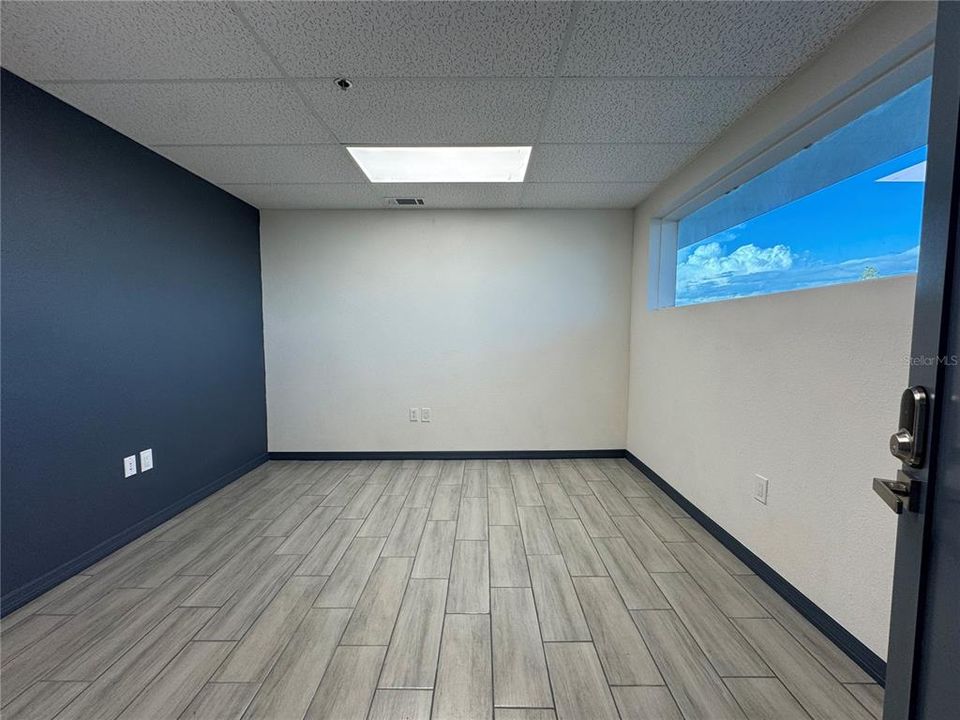 For Sale: $3,600 (0 beds, 0 baths, 1962 Square Feet)