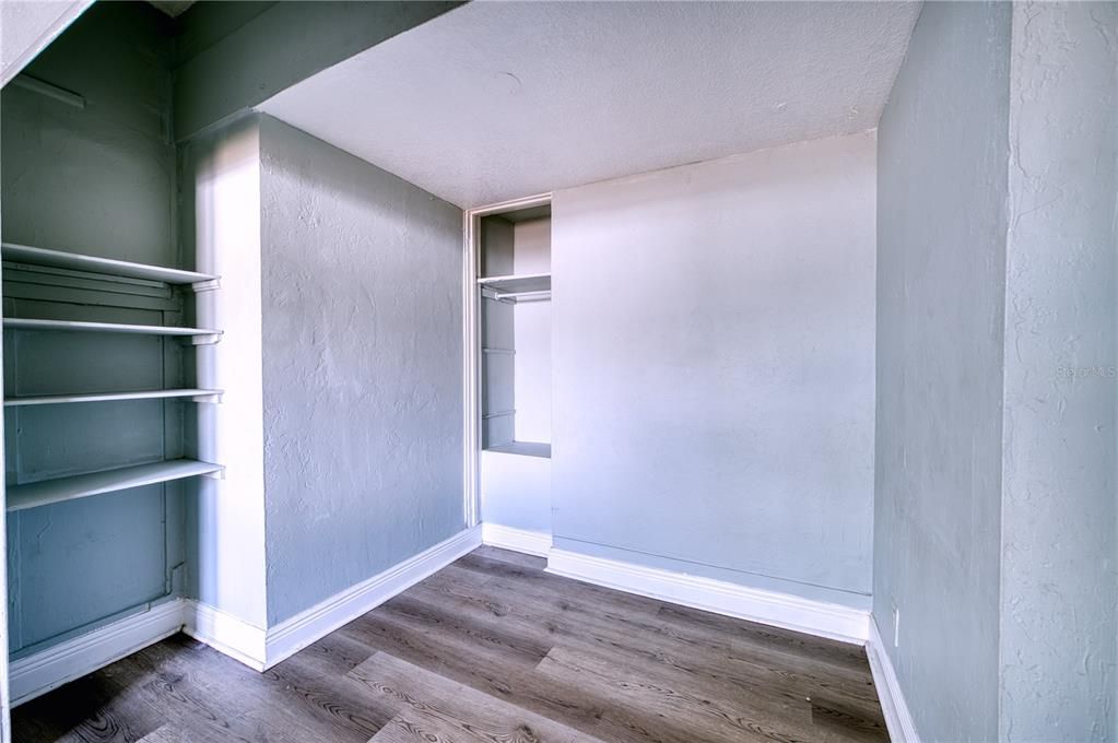 待售: $880,000 (0 贝兹, 0 浴室, 3456 平方英尺)