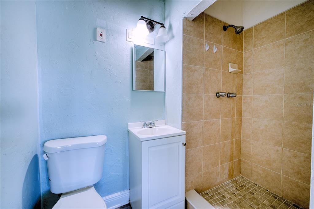 待售: $880,000 (0 贝兹, 0 浴室, 3456 平方英尺)