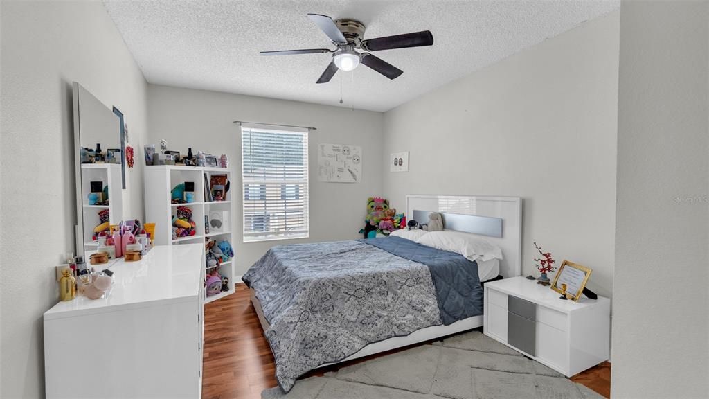 На продажу: $314,900 (3 спален, 2 ванн, 1880 Квадратных фут)