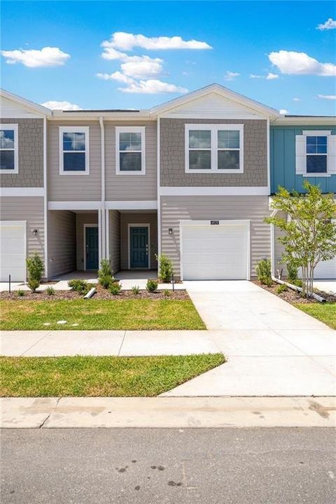 合同活跃: $1,695 (3 贝兹, 2 浴室, 1707 平方英尺)