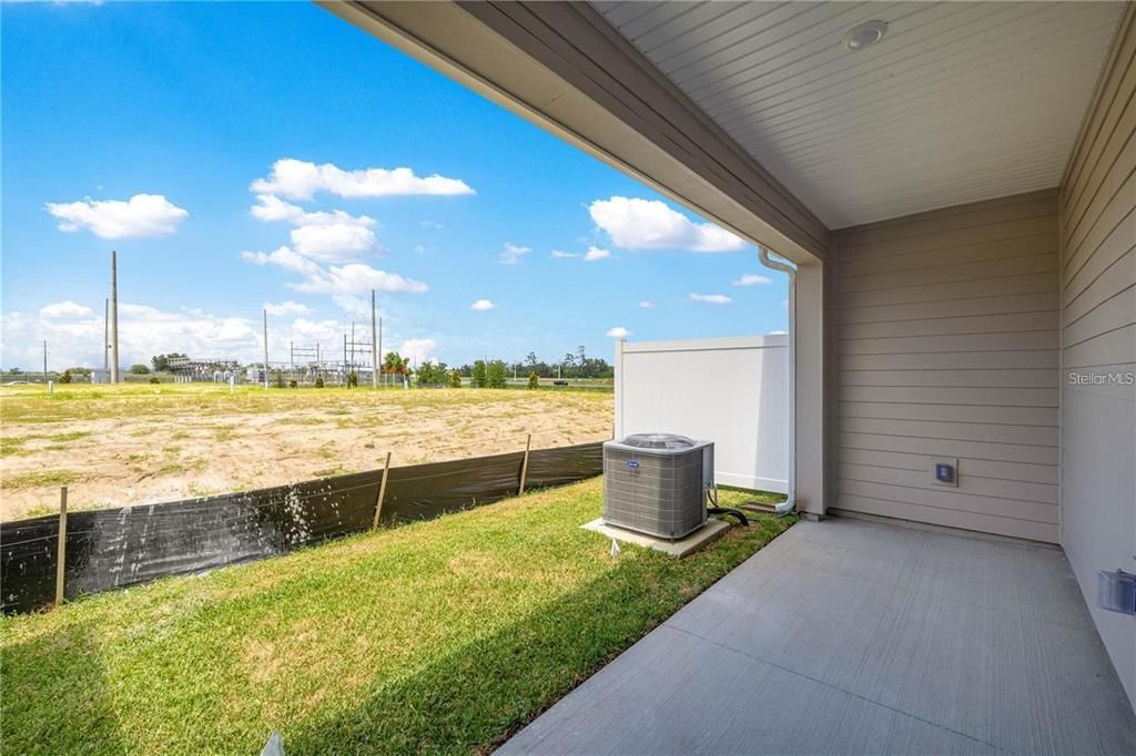 合同活跃: $1,695 (3 贝兹, 2 浴室, 1707 平方英尺)