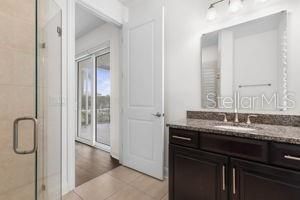 En Venta: $858,000 (4 camas, 3 baños, 2749 Pies cuadrados)