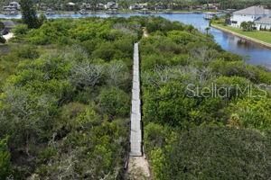 En Venta: $858,000 (4 camas, 3 baños, 2749 Pies cuadrados)