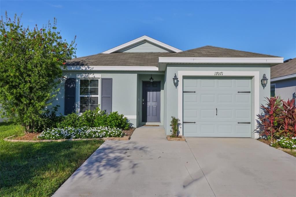 出租: $2,300 (4 贝兹, 2 浴室, 1405 平方英尺)