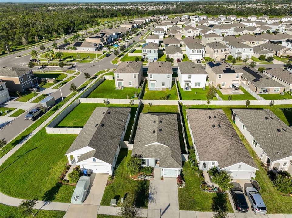 出租: $2,300 (4 贝兹, 2 浴室, 1405 平方英尺)