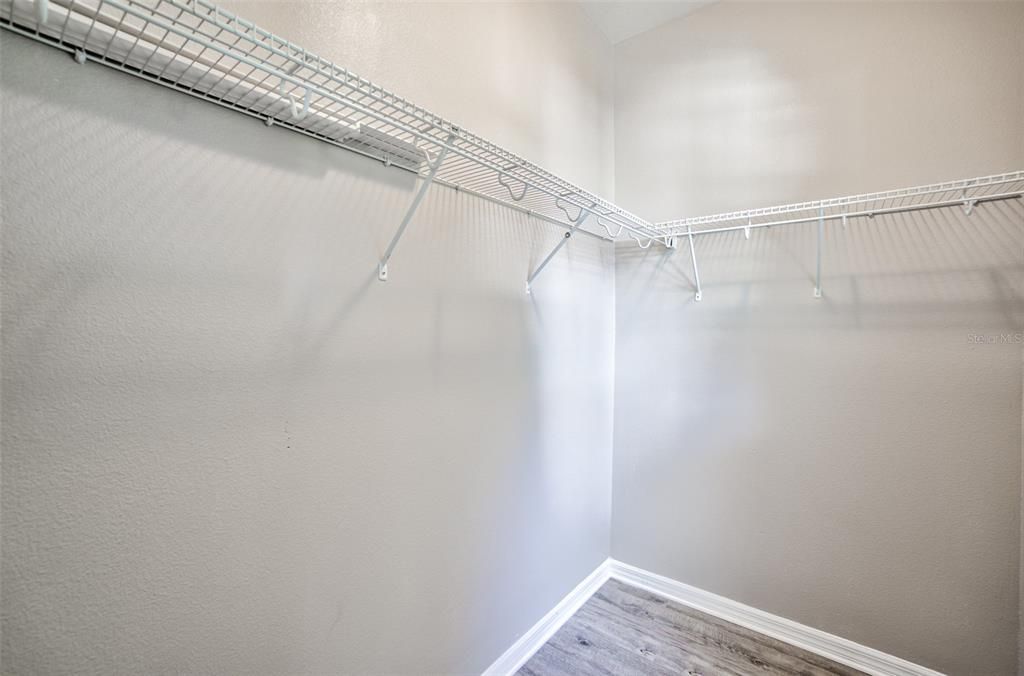 En Renta: $2,595 (3 camas, 3 baños, 1810 Pies cuadrados)