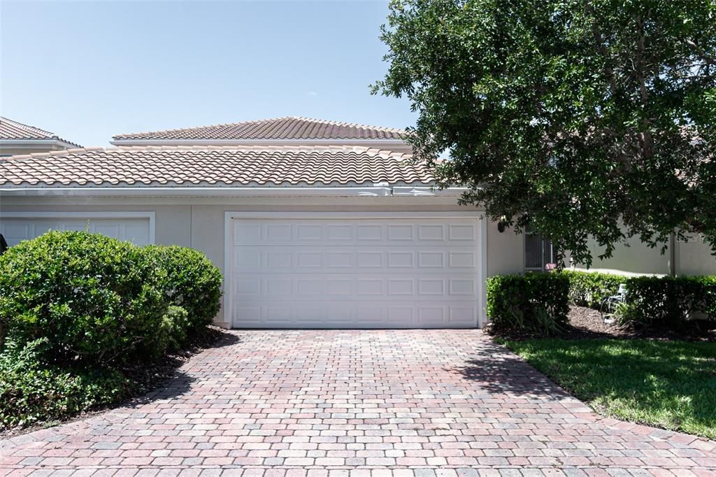 En Renta: $2,595 (3 camas, 3 baños, 1810 Pies cuadrados)