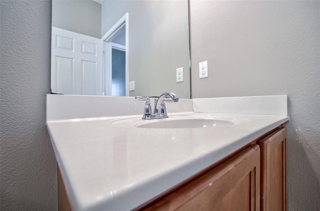 En Renta: $2,595 (3 camas, 3 baños, 1810 Pies cuadrados)