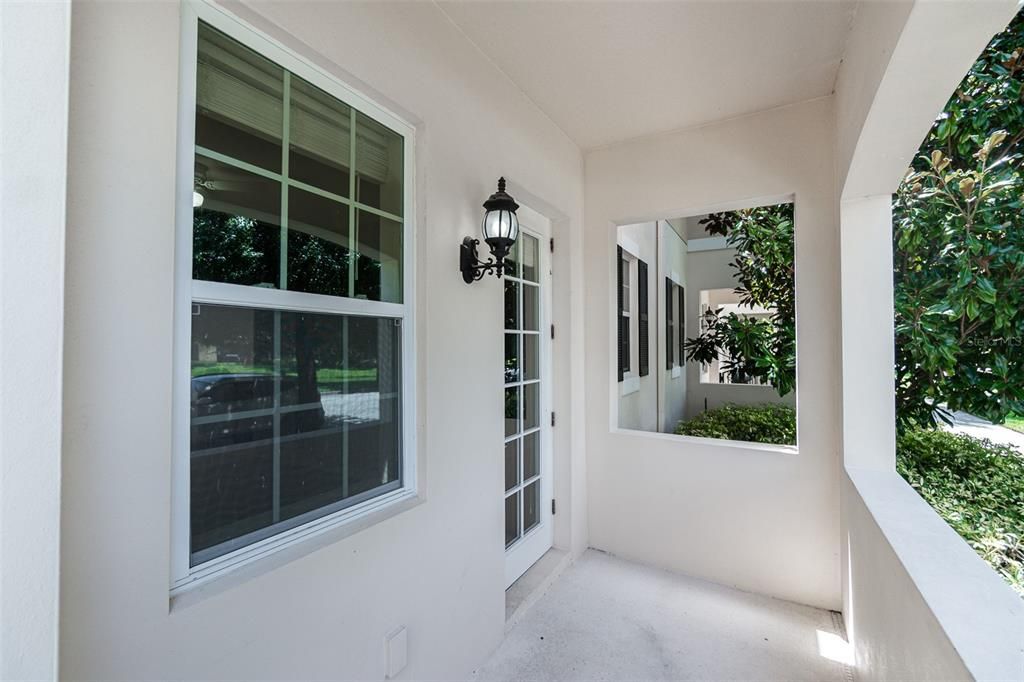 En Renta: $2,595 (3 camas, 3 baños, 1810 Pies cuadrados)