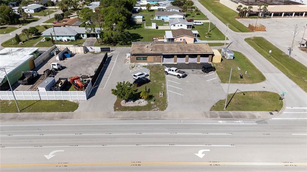 待售: $48,000 (0 贝兹, 0 浴室, 909 平方英尺)