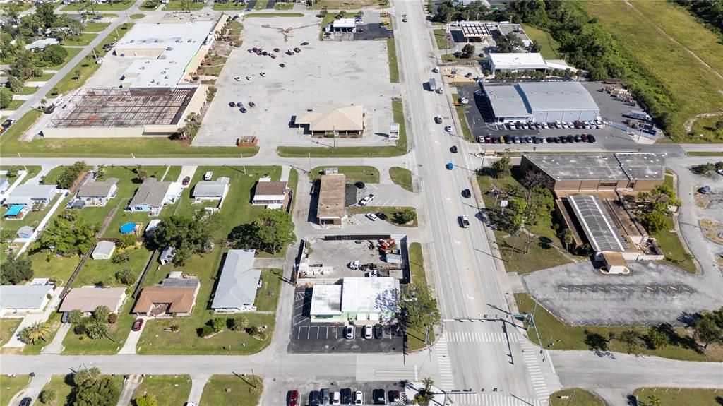 待售: $48,000 (0 贝兹, 0 浴室, 909 平方英尺)