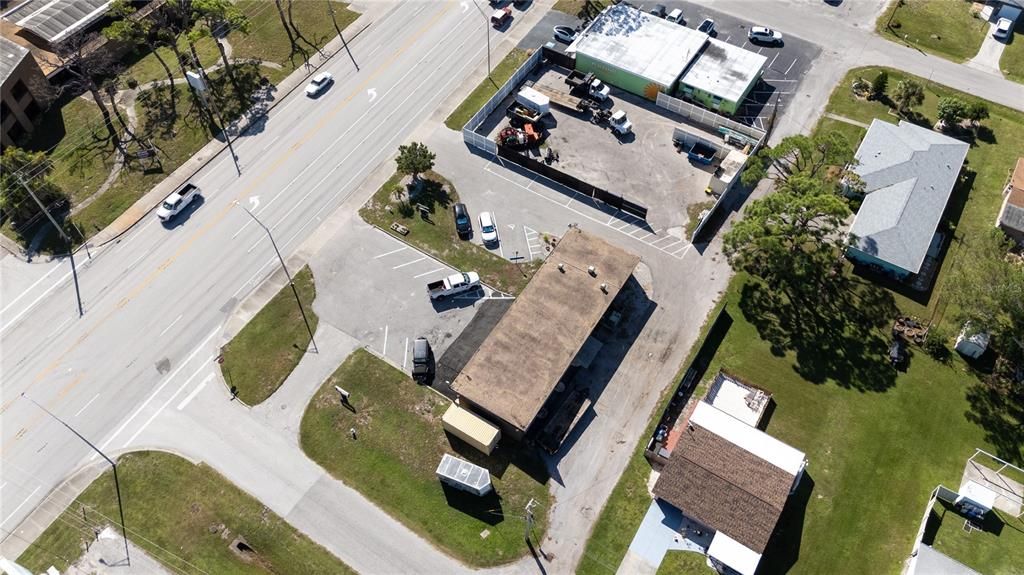 待售: $48,000 (0 贝兹, 0 浴室, 909 平方英尺)