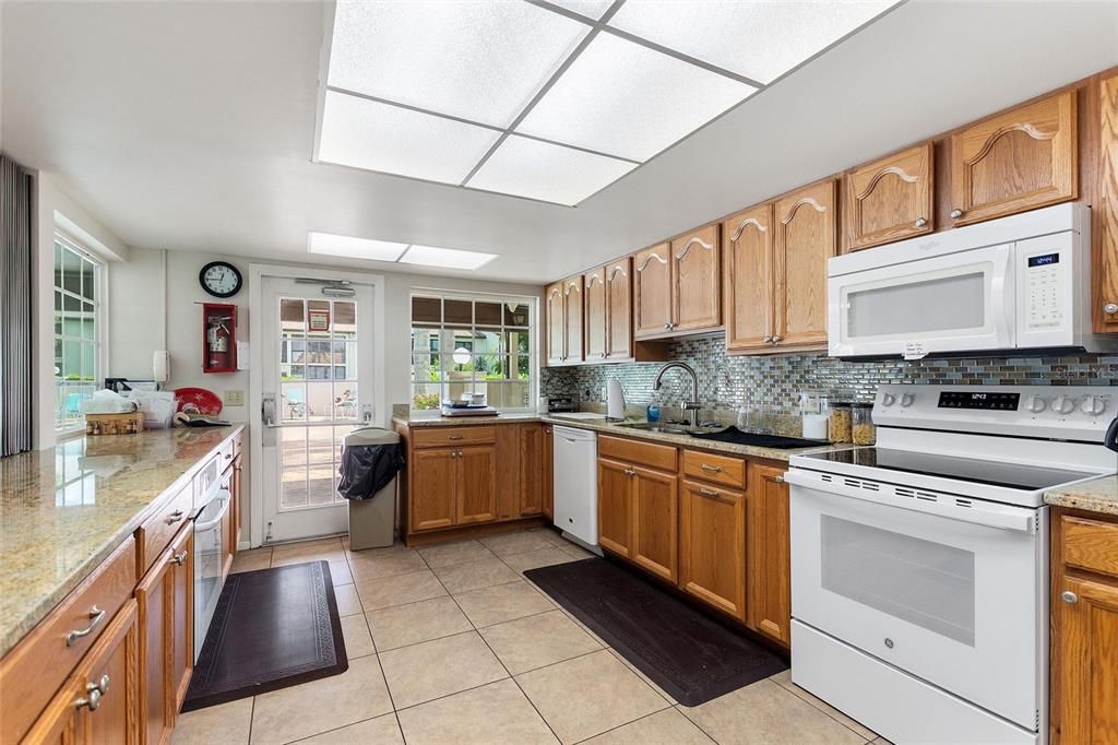 En Venta: $149,000 (1 camas, 1 baños, 696 Pies cuadrados)