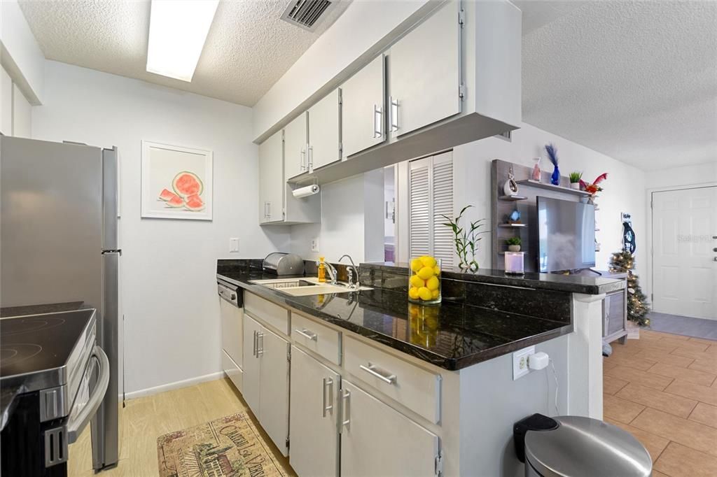 En Venta: $149,000 (1 camas, 1 baños, 696 Pies cuadrados)