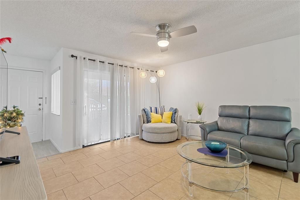 En Venta: $149,000 (1 camas, 1 baños, 696 Pies cuadrados)