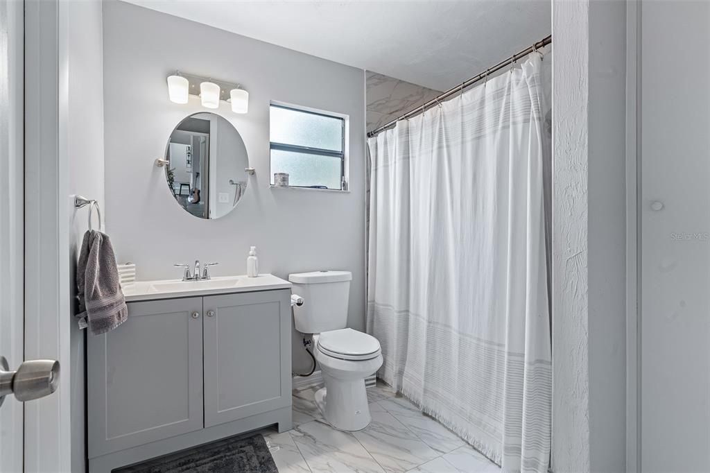 For Sale: $300,000 (3 beds, 2 baths, 1344 Square Feet)