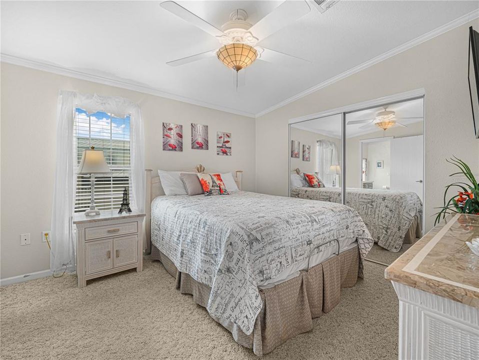 For Sale: $250,000 (2 beds, 2 baths, 1128 Square Feet)