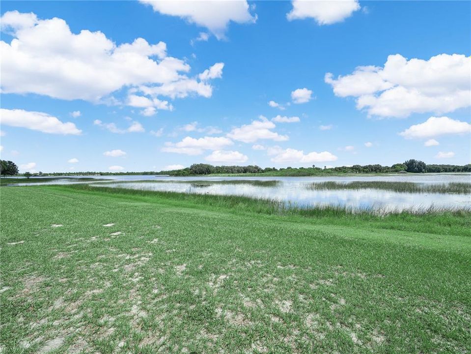 For Sale: $250,000 (2 beds, 2 baths, 1128 Square Feet)