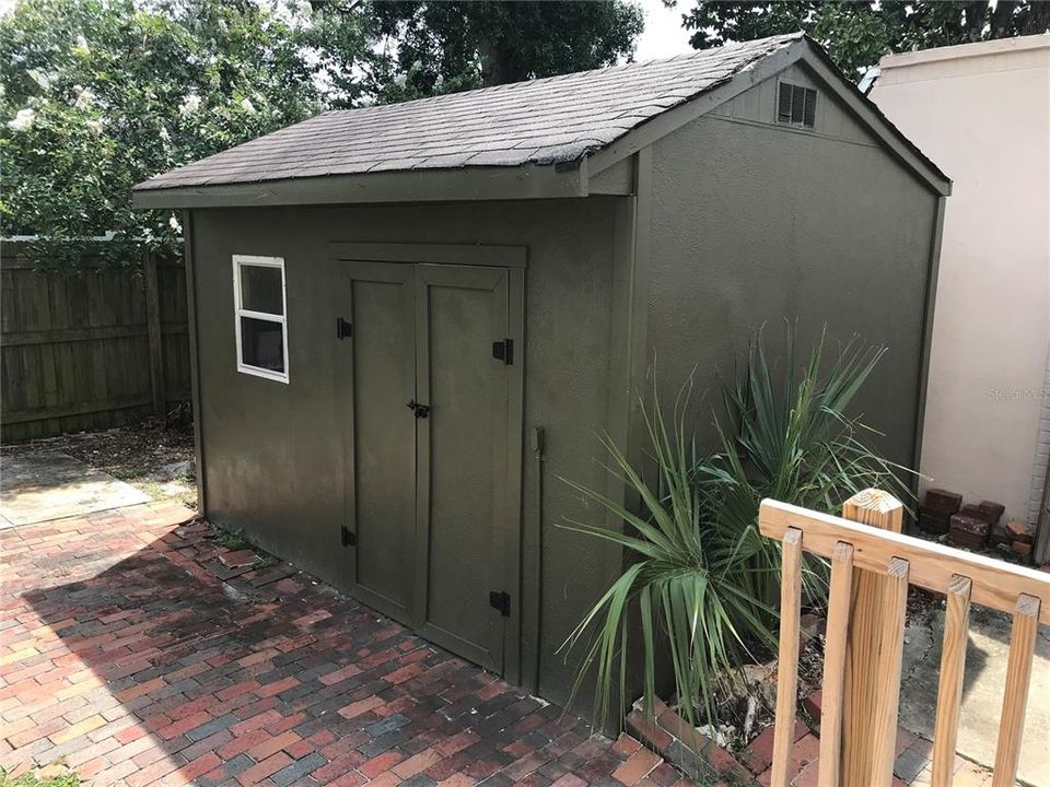 合同活跃: $3,500 (3 贝兹, 2 浴室, 1530 平方英尺)