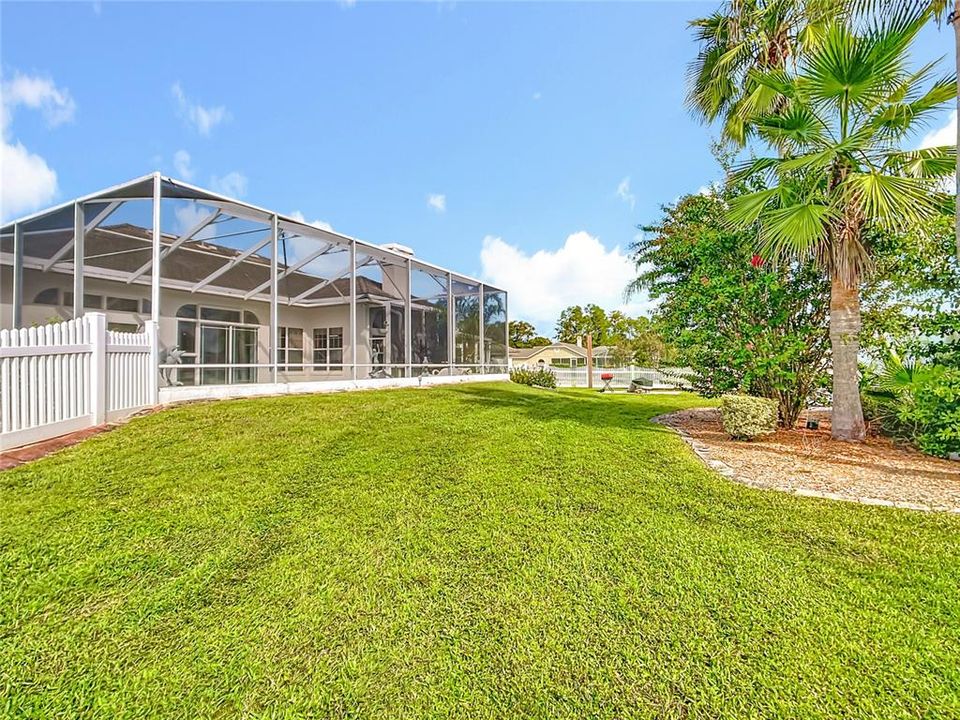 En Venta: $685,000 (4 camas, 3 baños, 3327 Pies cuadrados)