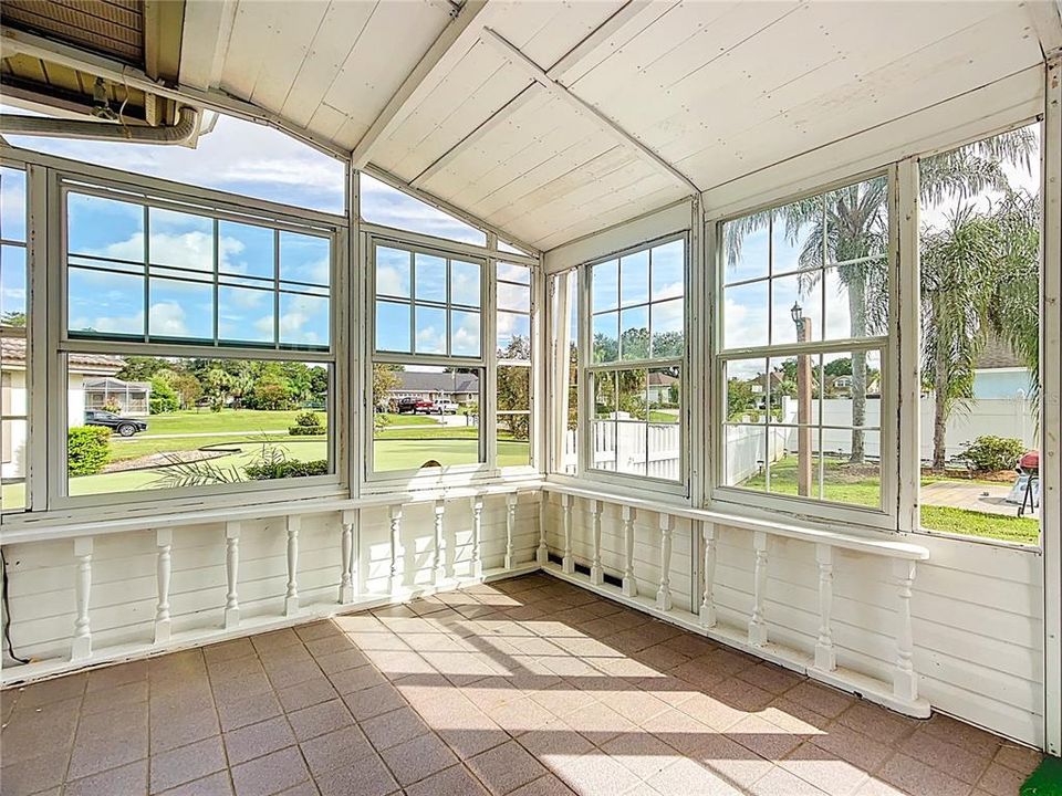 En Venta: $685,000 (4 camas, 3 baños, 3327 Pies cuadrados)