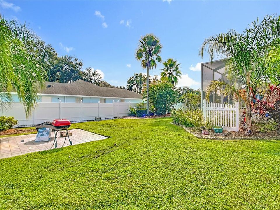 En Venta: $685,000 (4 camas, 3 baños, 3327 Pies cuadrados)