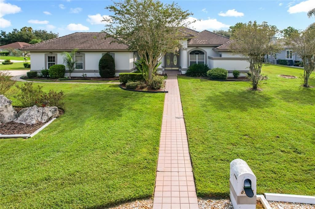 En Venta: $685,000 (4 camas, 3 baños, 3327 Pies cuadrados)