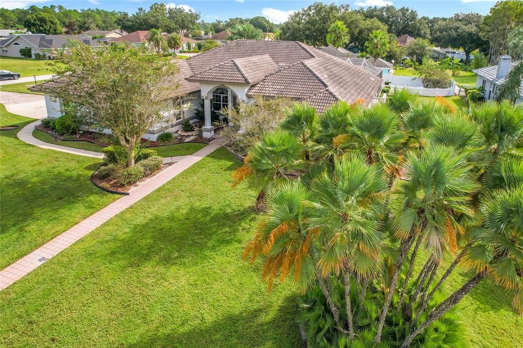 En Venta: $685,000 (4 camas, 3 baños, 3327 Pies cuadrados)