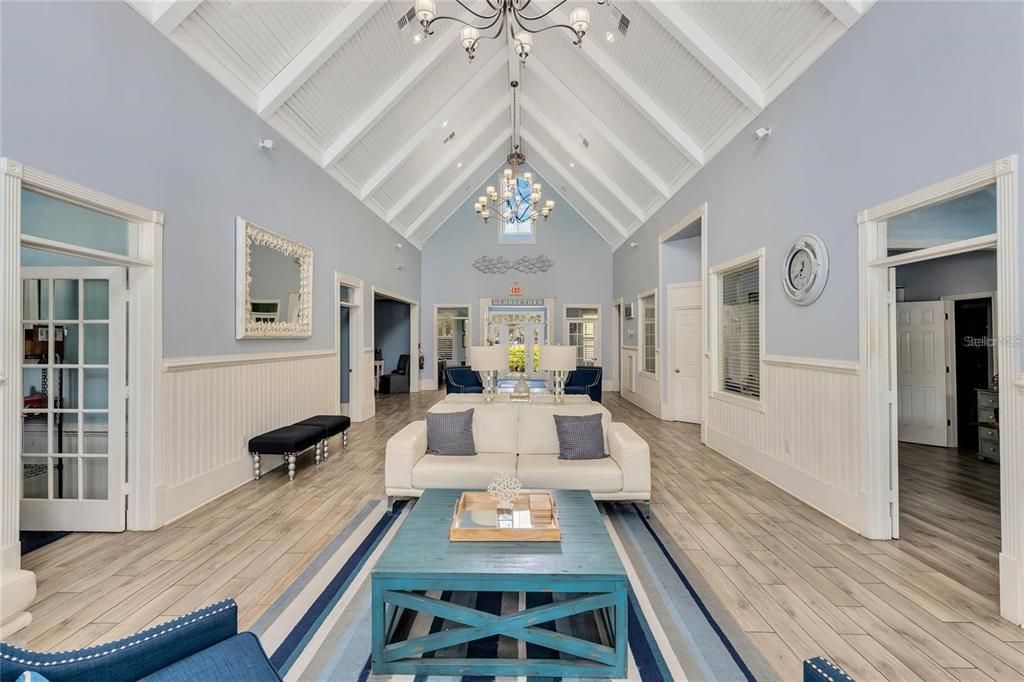 For Sale: $429,000 (3 beds, 3 baths, 1612 Square Feet)