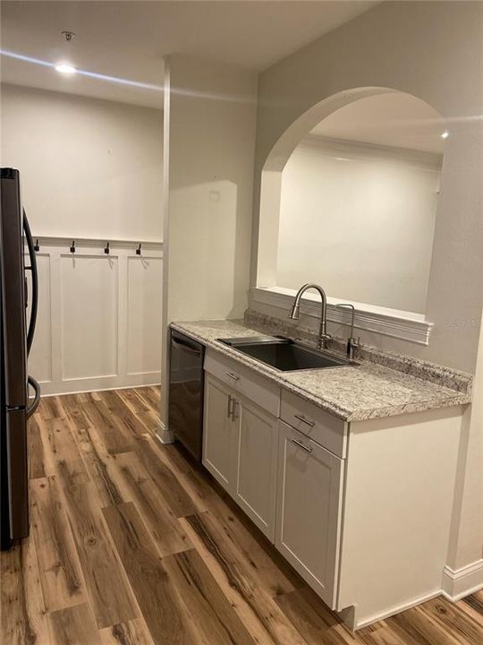 For Sale: $429,000 (3 beds, 3 baths, 1612 Square Feet)