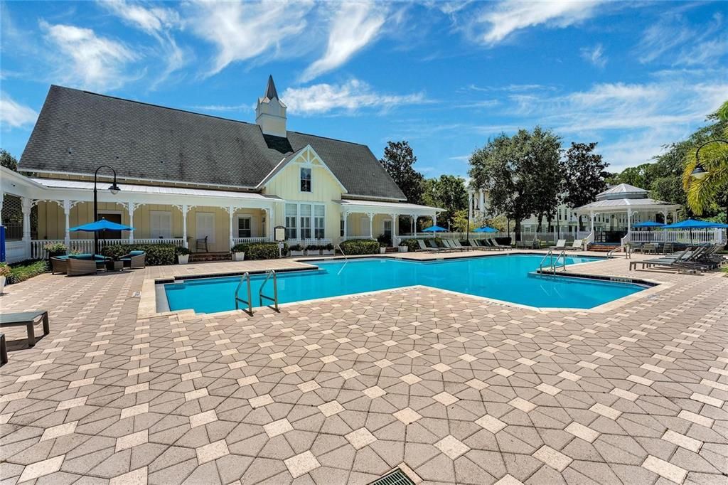 For Sale: $429,000 (3 beds, 3 baths, 1612 Square Feet)