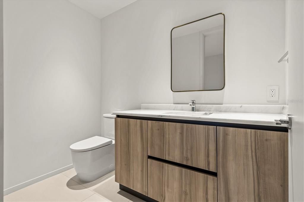 待售: $2,095,000 (3 贝兹, 3 浴室, 2566 平方英尺)