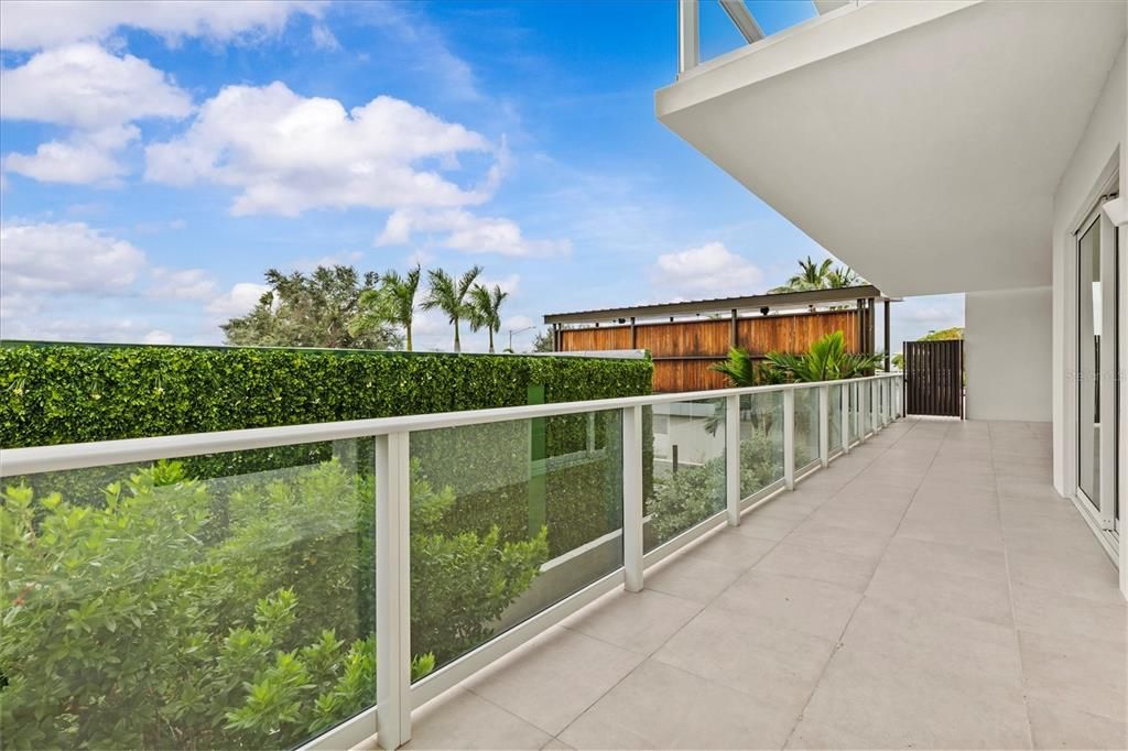 待售: $2,095,000 (3 贝兹, 3 浴室, 2566 平方英尺)