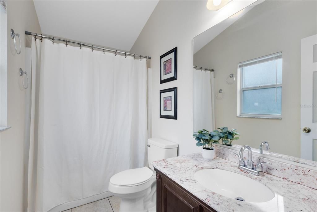 Active With Contract: $310,000 (3 beds, 2 baths, 1239 Square Feet)