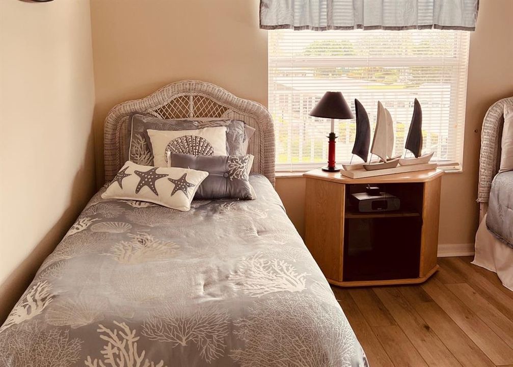 For Rent: $5,500 (2 beds, 2 baths, 1106 Square Feet)