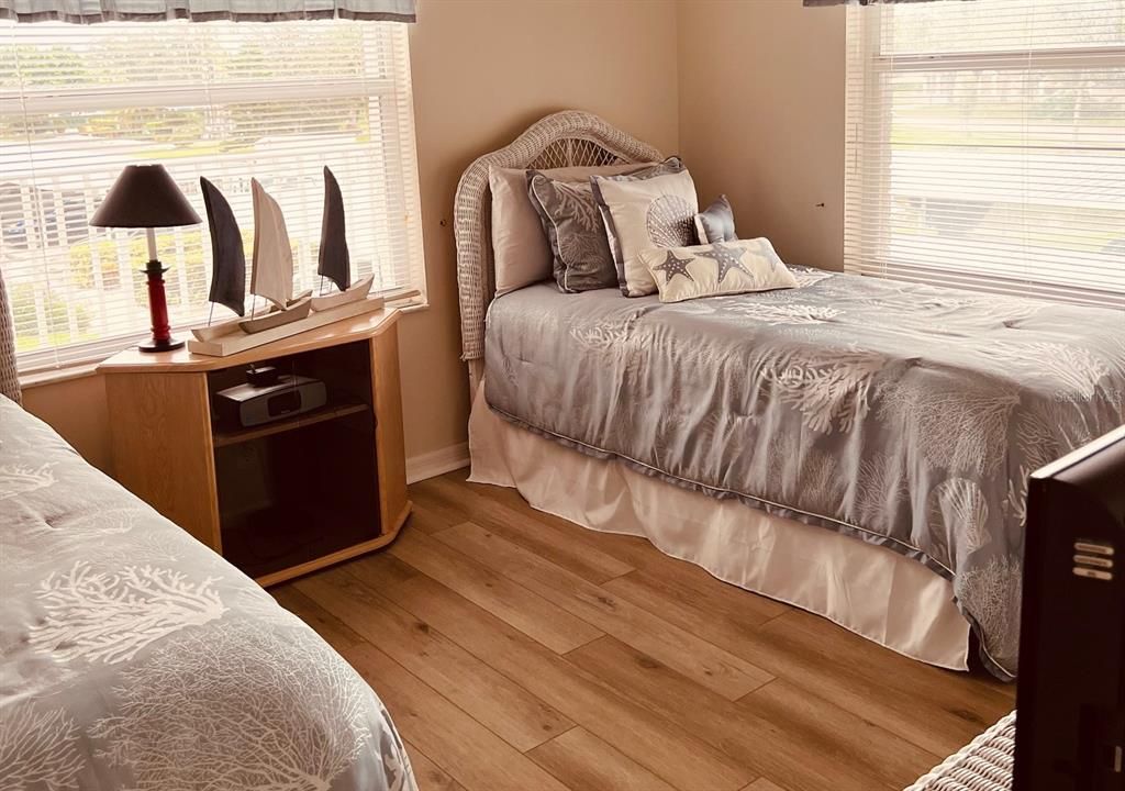 For Rent: $5,500 (2 beds, 2 baths, 1106 Square Feet)