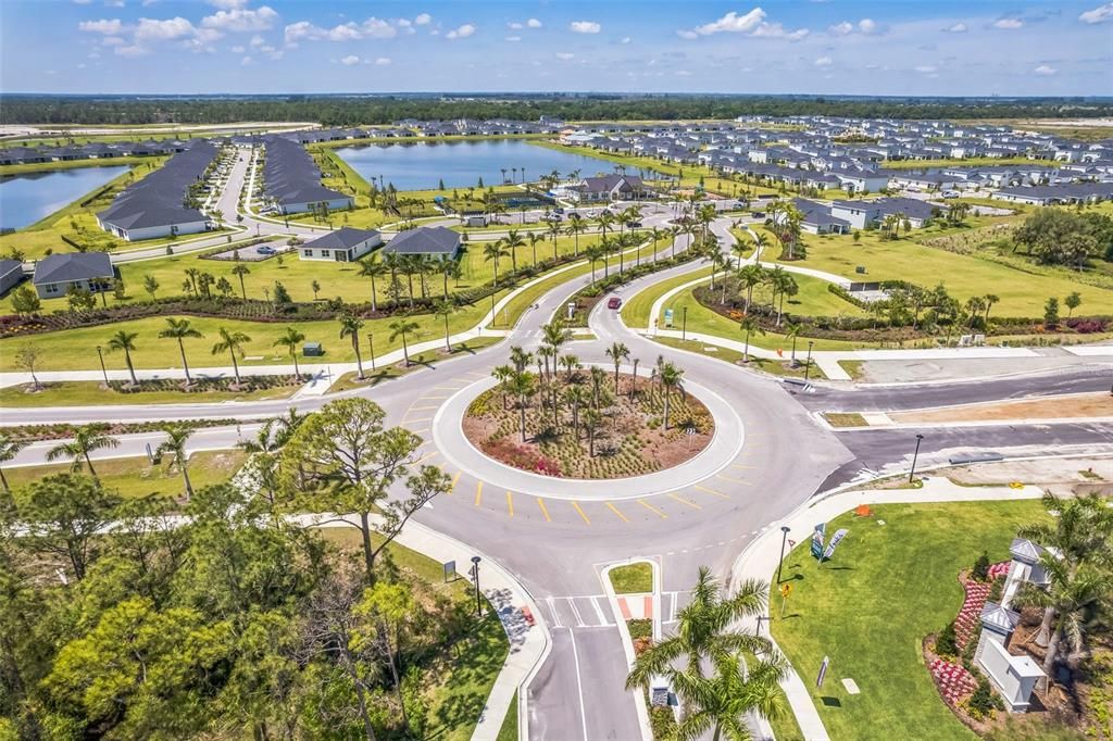 Active With Contract: $414,990 (4 beds, 2 baths, 1942 Square Feet)