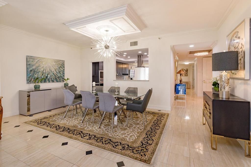 En Venta: $1,195,000 (3 camas, 3 baños, 3187 Pies cuadrados)