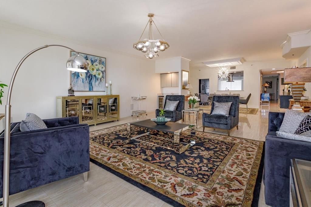 En Venta: $1,195,000 (3 camas, 3 baños, 3187 Pies cuadrados)