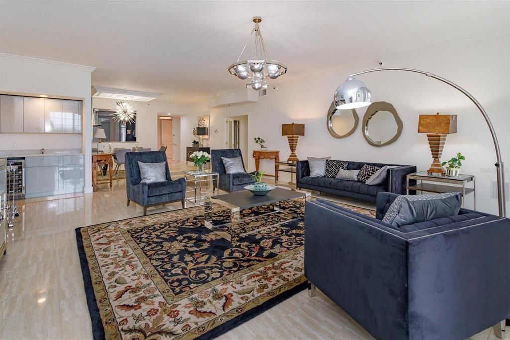 En Venta: $1,195,000 (3 camas, 3 baños, 3187 Pies cuadrados)