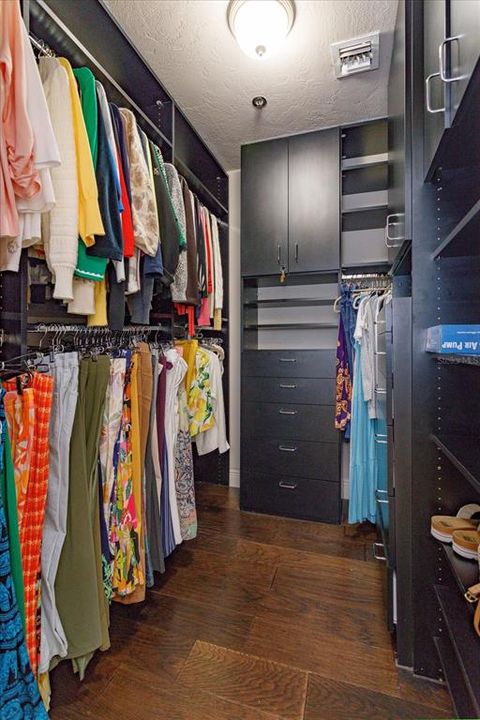 En Venta: $1,195,000 (3 camas, 3 baños, 3187 Pies cuadrados)