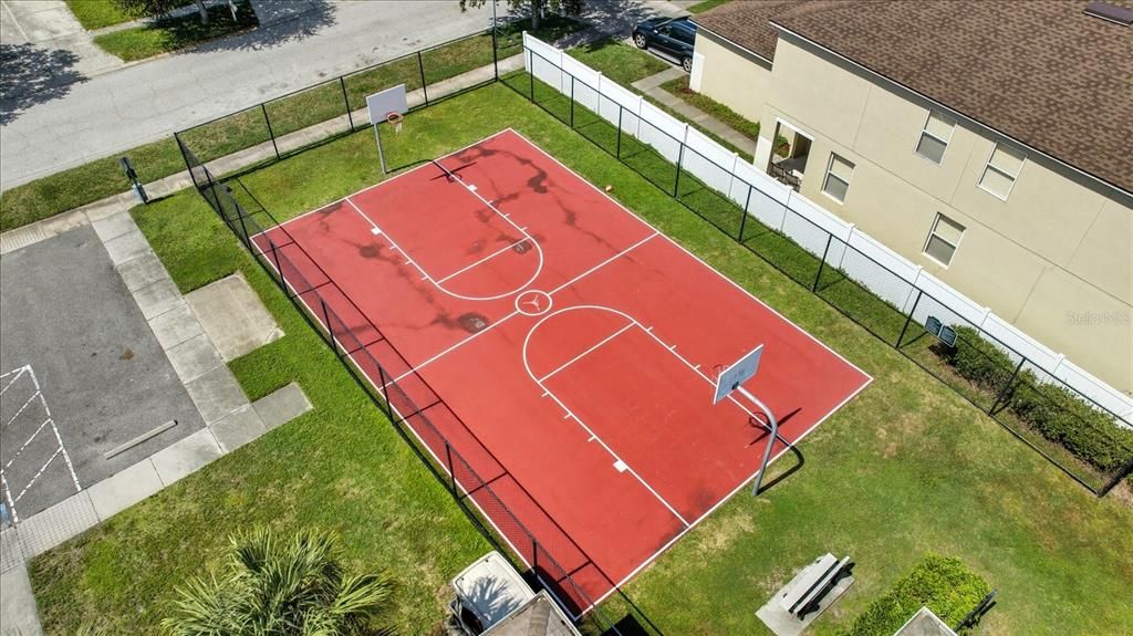 Active With Contract: $498,000 (5 beds, 3 baths, 3216 Square Feet)