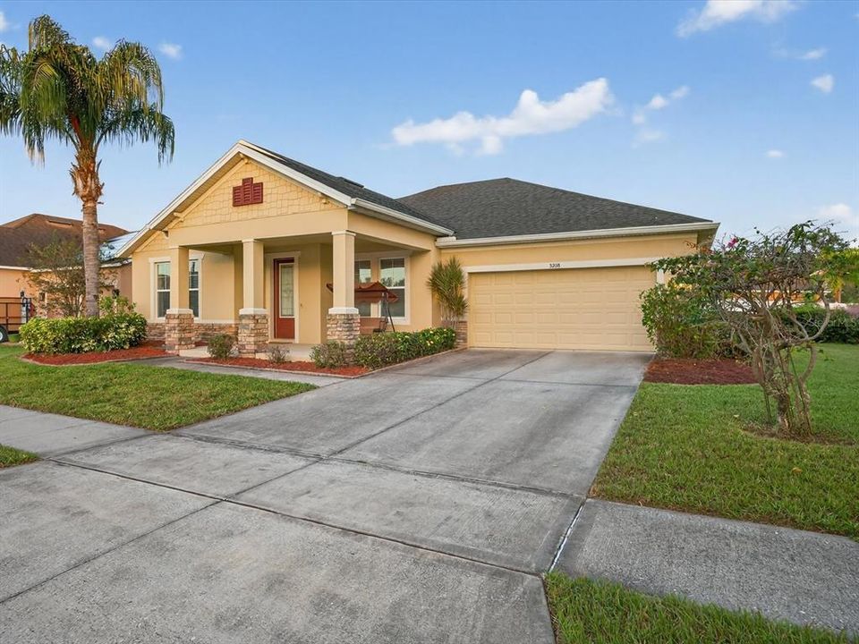 For Sale: $345,000 (3 beds, 2 baths, 2037 Square Feet)