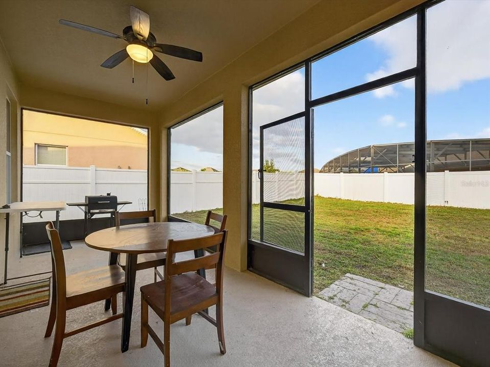 For Sale: $345,000 (3 beds, 2 baths, 2037 Square Feet)