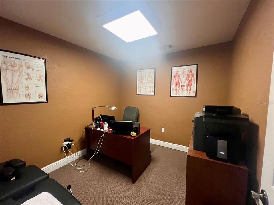 For Sale: $699,000 (0 beds, 0 baths, 4608 Square Feet)