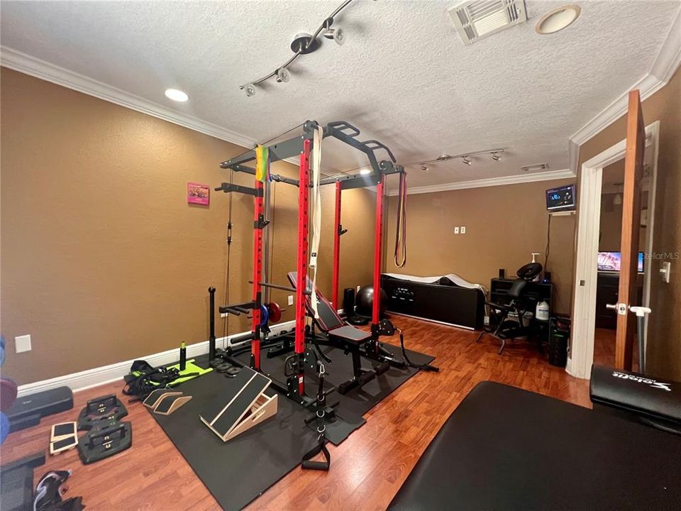 For Sale: $699,000 (0 beds, 0 baths, 4608 Square Feet)