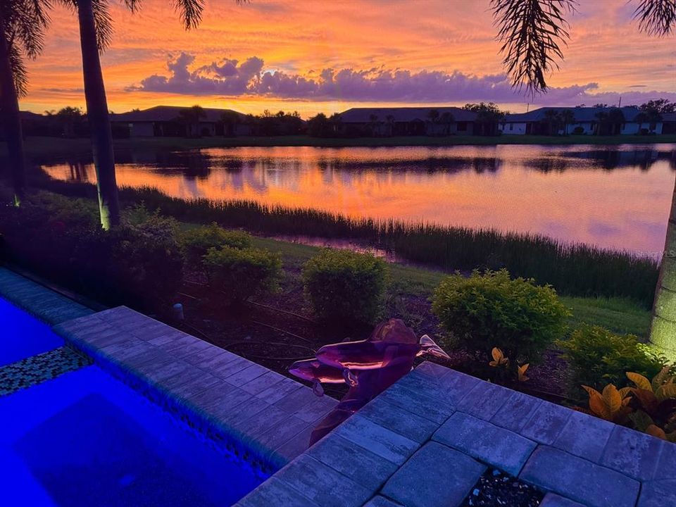 For Sale: $1,595,000 (3 beds, 3 baths, 2852 Square Feet)