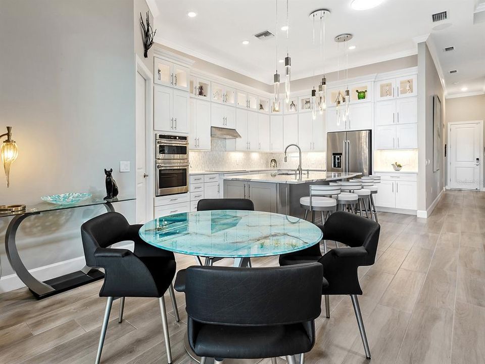 For Sale: $1,595,000 (3 beds, 3 baths, 2852 Square Feet)